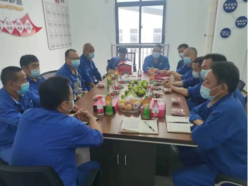 月光戰(zhàn)“疫”筆記∣心在一起 無懼風(fēng)雨 抗擊疫情 有我有你——安彩光伏新材料抗擊疫情紀(jì)實