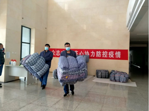 月光戰(zhàn)“疫”筆記∣心在一起 無懼風(fēng)雨 抗擊疫情 有我有你——安彩光伏新材料抗擊疫情紀(jì)實