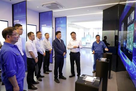 打造向上向前第一象限生力軍 錘煉甘于做人做事作難、受苦受累受屈的企業家隊伍——河南投資集團黨委書記、董事長劉新勇蒞臨安彩高科開展主題教育調研